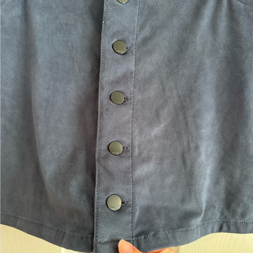 Blue suede skirt - Picture 2 of 5